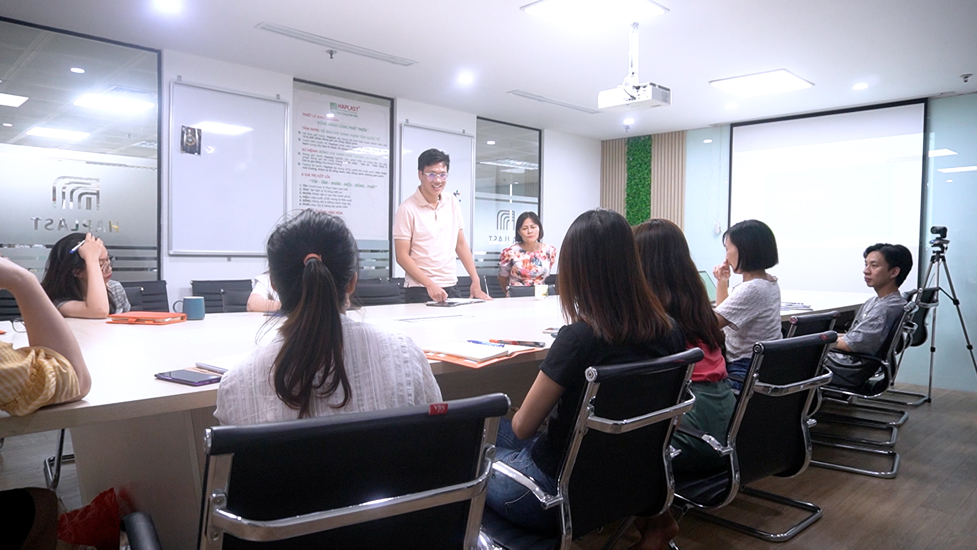 Mrs Thanh chia sẻ kinh nghiệm của bản thân với các seller